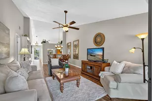 202 Pinecrest Cir, Jupiter, FL 33458 - Photo 17