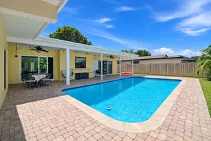 11911 NW 14th Ct, Pembroke Pines, FL 33026 - Photo 5
