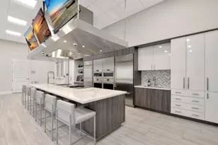 11800 SW Silverlake Falls Dr, Port Saint Lucie, FL 34987 - Photo 95