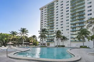 19380 Collins Ave, Sunny Isles Beach, FL 33160 - Photo 31