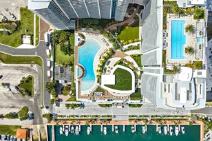 220 Lake Shore Dr, Lake Park, FL 33403 - Photo 5