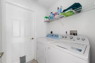 434 SW Lacroix Ave, Port Saint Lucie, FL 34953 - Photo 23