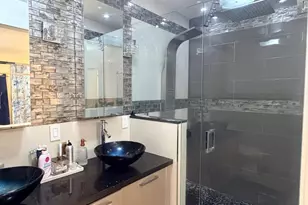 1281 NW 31st Ave Rear Ave, Miami, FL 33125 - Photo 15