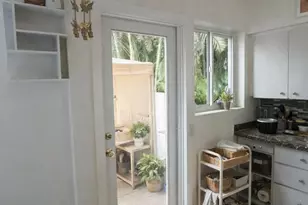 1281 NW 31st Ave Rear Ave, Miami, FL 33125 - Photo 31