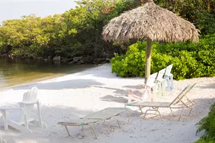 800 Scotia Dr, Hypoluxo, FL 33462 - Photo 9