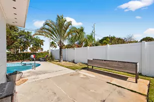 1702 Binney Dr, Fort Pierce, FL 34949 - Photo 41