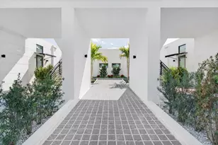 521 3rd Ave N, Lake Worth Beach, FL 33460 - Photo 3