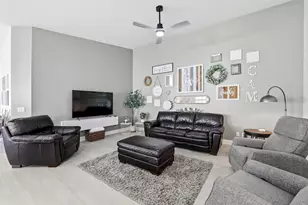 8190 St Johns Ct, Wellington, FL 33414 - Photo 7