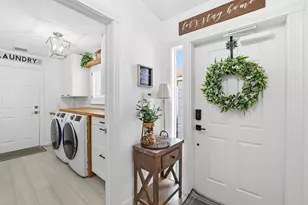 8190 St Johns Ct, Wellington, FL 33414 - Photo 5