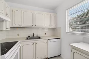 360 Fanshaw I, Boca Raton, FL 33434 - Photo 13