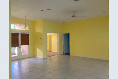 8437 SE Woodcrest Place, Hobe Sound, FL 33455 - Photo 7