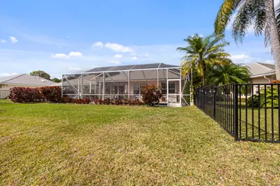 2013 Bedford Drive, West Palm Beach, FL 33403 - Photo 31