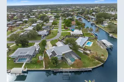 2204 5th Court SE, Vero Beach, FL 32962 - Photo 3