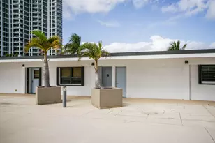 1208 Marine Way, North Palm Beach, FL 33408 - Photo 31