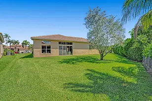 2933 E Fontana Ct, Royal Palm Beach, FL 33411 - Photo 5