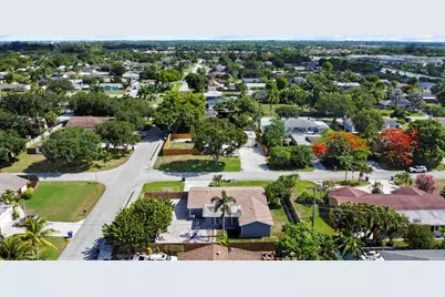 9110 Banquet Way, Lake Worth, FL 33467 - Photo 31