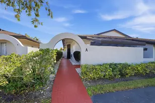 13600 Coconut Palm Ct, Delray Beach, FL 33484 - Photo 19