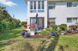 33 Colonial Club Dr, Boynton Beach, FL 33435 - Photo 33