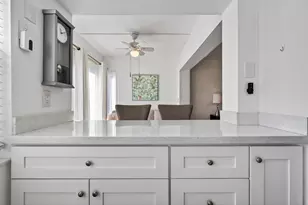 33 Colonial Club Dr, Boynton Beach, FL 33435 - Photo 21