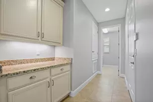 10139 SW Cypress Wood Ct, Port Saint Lucie, FL 34987 - Photo 21