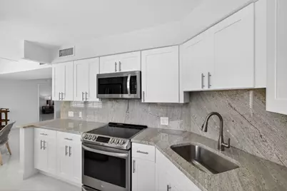 130 Lakeshore Drive #323, North Palm Beach, FL 33408 - Photo 17