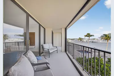 130 Lakeshore Drive #323, North Palm Beach, FL 33408 - Photo 5