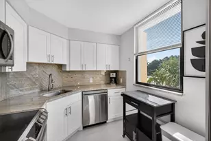 130 Lakeshore Dr, Juno Beach, FL 33408 - Photo 19