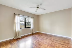 2402 SE Alden St, Port Saint Lucie, FL 34984 - Photo 25