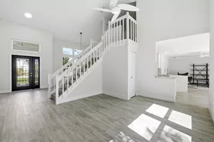 12912 Meadowbreeze Dr, Wellington, FL 33414 - Photo 11