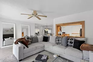 2274 Discovery Cir W, Deerfield Beach, FL 33442 - Photo 7