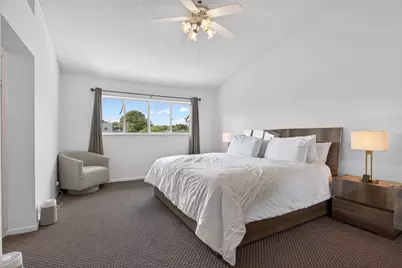 2274 Discovery Circle W #2274, Deerfield Beach, FL 33442 - Photo 9