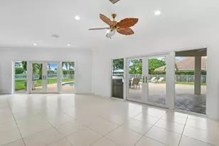 2801 Embassy Dr, West Palm Beach, FL 33401 - Photo 11