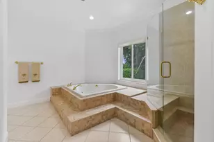 2801 Embassy Dr, West Palm Beach, FL 33401 - Photo 17