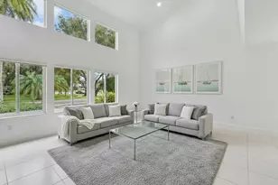 2801 Embassy Dr, West Palm Beach, FL 33401 - Photo 3