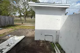 5441 SW 36th St, Hollywood, FL 33023 - Photo 17