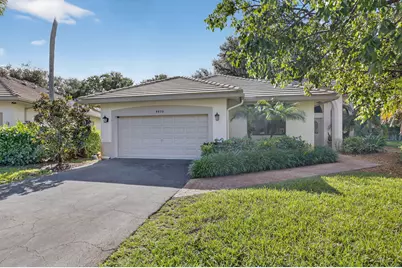 4970 Pine Tree Drive #4970, Boynton Beach, FL 33436 - Photo 3