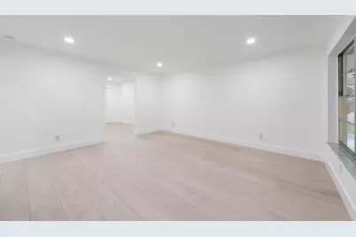 1926 Service Road, North Palm Beach, FL 33408 - Photo 11