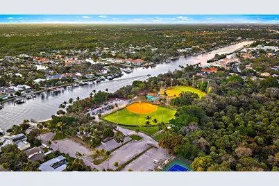 1926 Service Road, North Palm Beach, FL 33408 - Photo 21