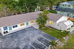 1926 Service Rd, North Palm Beach, FL 33408 - Photo 15