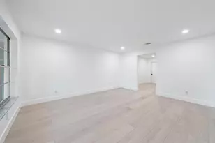 1928 Service Rd, North Palm Beach, FL 33408 - Photo 9