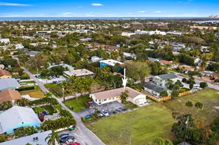 1928 Service Rd, North Palm Beach, FL 33408 - Photo 3