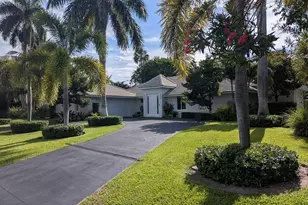 1386 S Atlantic Dr, Lantana, FL 33462 - Photo 1