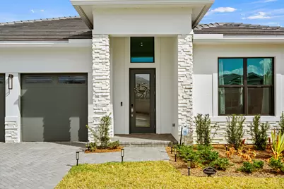 13008 SW Shinnecock Drive, Port Saint Lucie, FL 34987 - Photo 3