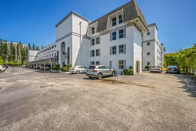 800 E Camino Real #305, Boca Raton, FL 33432 - Photo 3