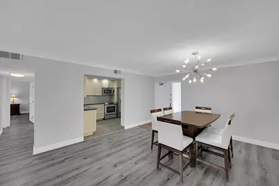 800 E Camino Real #305, Boca Raton, FL 33432 - Photo 13