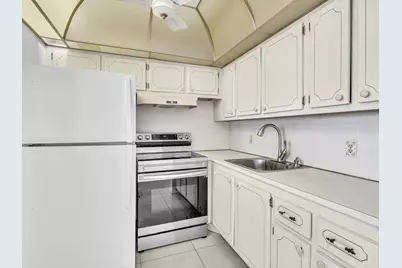 271 Tilford M #271, Deerfield Beach, FL 33442 - Photo 13