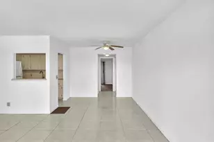 271 Tilford M, Deerfield Beach, FL 33442 - Photo 3