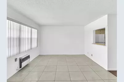 271 Tilford M #271, Deerfield Beach, FL 33442 - Photo 5