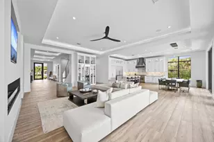 736 Lagoon Dr, North Palm Beach, FL 33408 - Photo 9