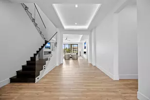 736 Lagoon Dr, North Palm Beach, FL 33408 - Photo 9